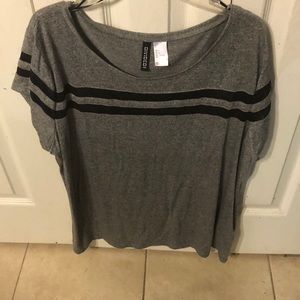 Size large gray top with black mesh detail stripe